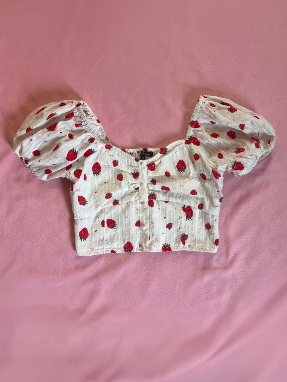 Unique Vintage 100% Cotton Strawberry Print Crop Top
